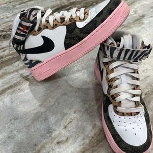 Nike Women's High Top Sneakers